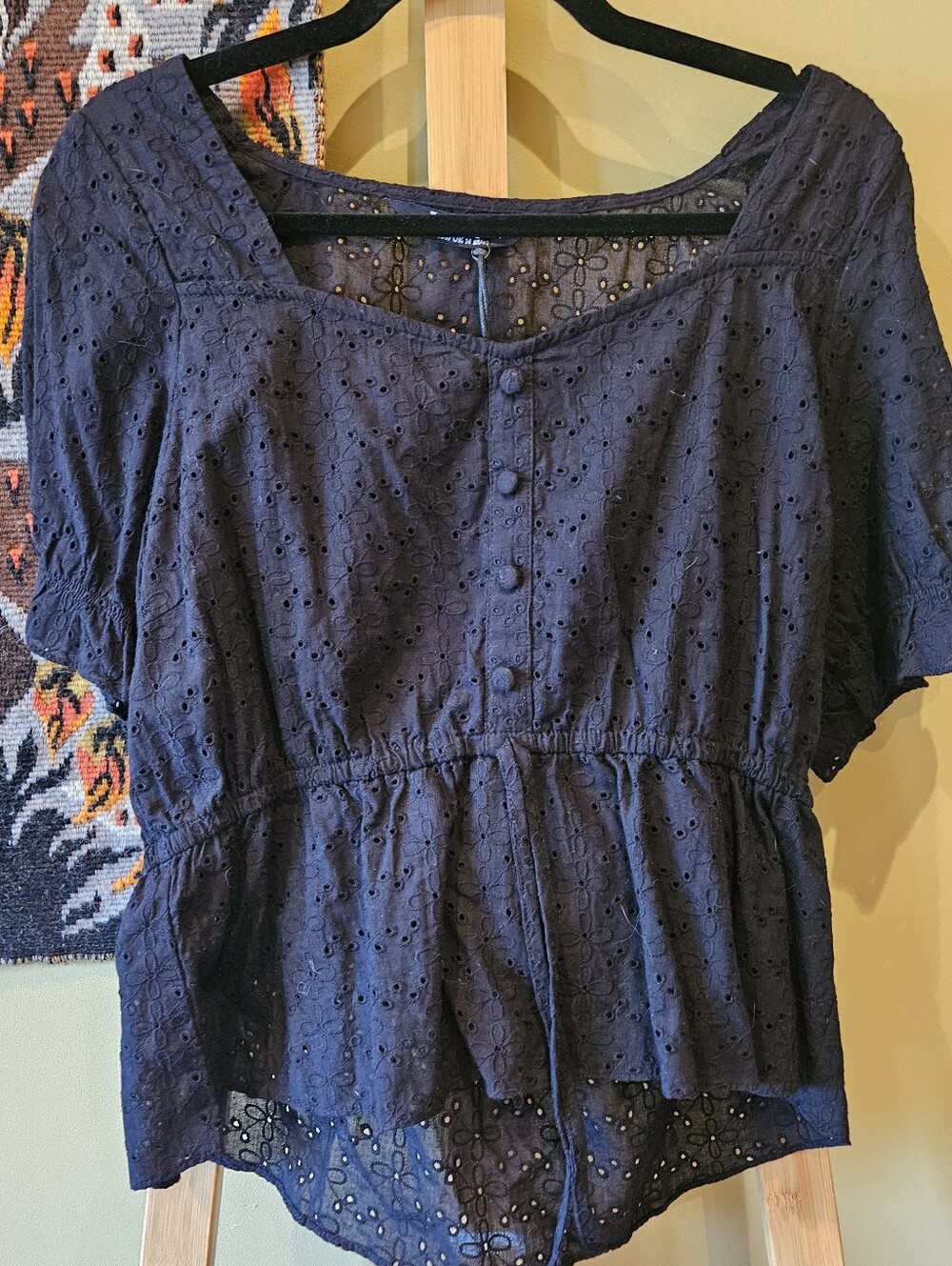 Disturbia bkack cotton eyelet lace shortsleeved peasant blouse NWT medium